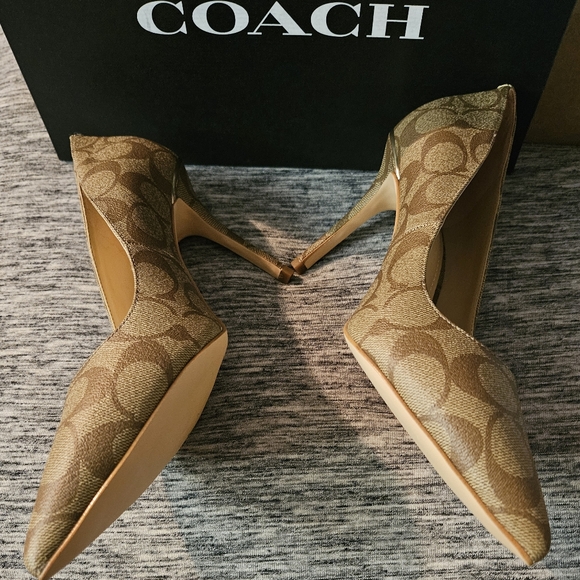 Coach shoes - Picture 4 of 12